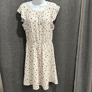 H&M White Floral Dress. Size 8